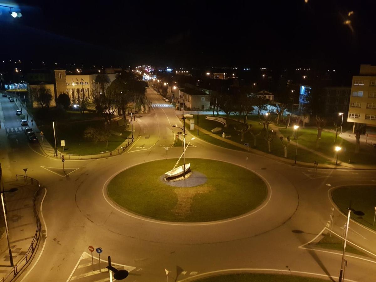 Apartamentos Paz Ribadeo Bagian luar foto